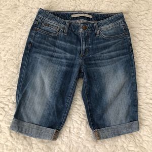 Joe’s cuffed jean bermuda shorts, size 25